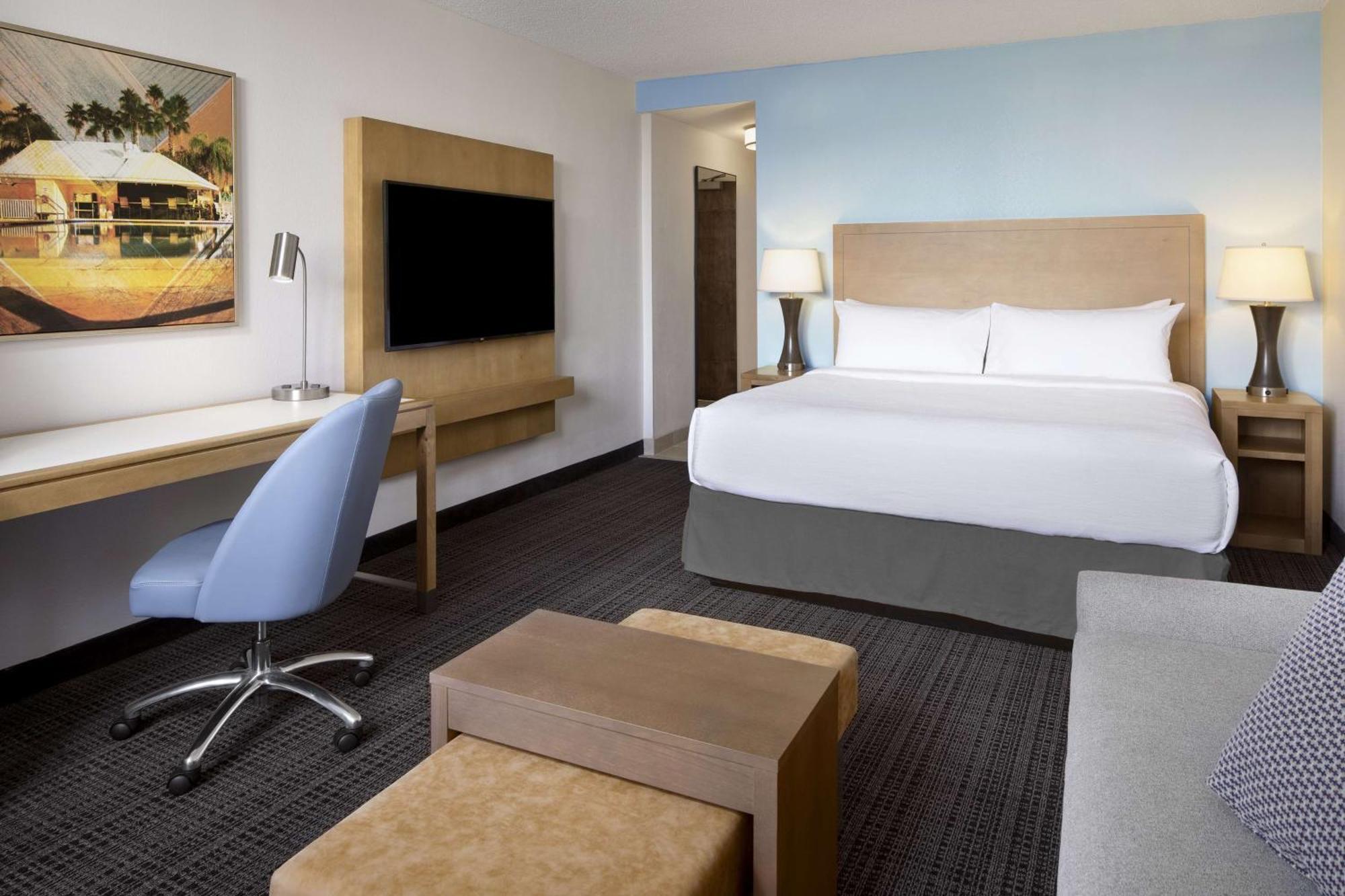 Embassy Suites By Hilton Tampa Airport Westshore Dış mekan fotoğraf