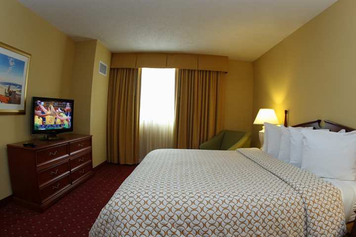 Embassy Suites By Hilton Tampa Airport Westshore Oda fotoğraf